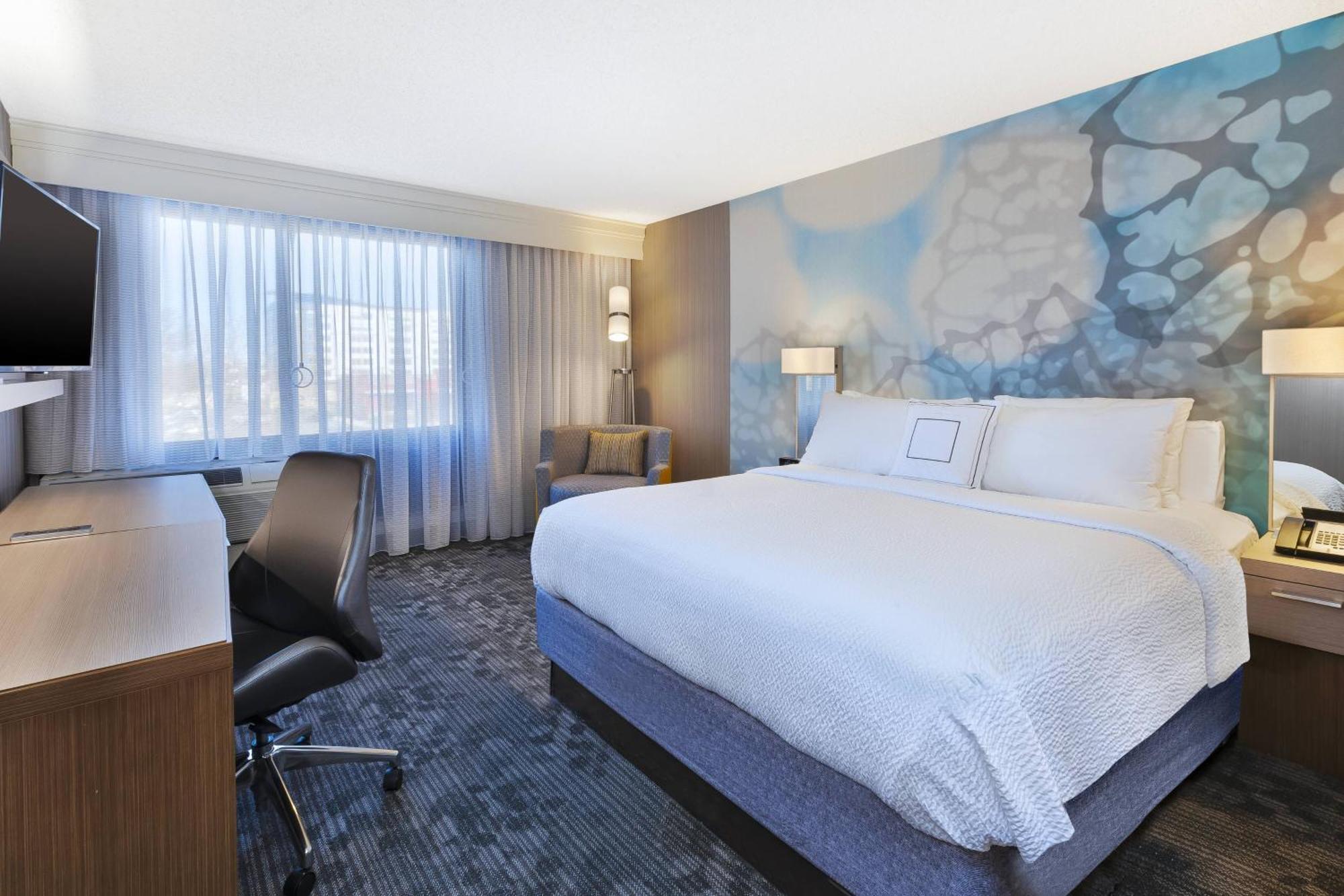 Courtyard By Marriott Secaucus Meadowlands Hotel Bagian luar foto