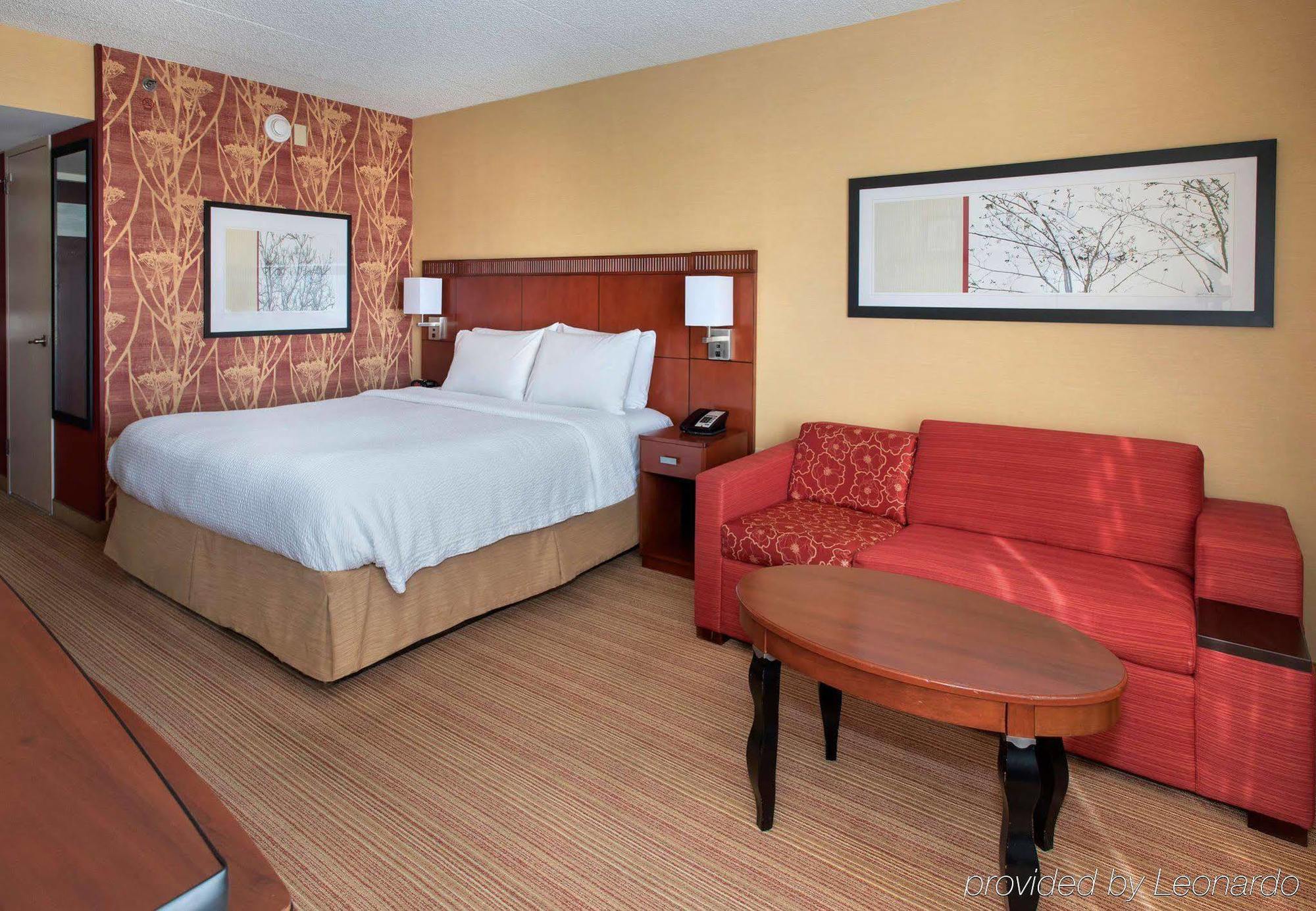 Courtyard By Marriott Secaucus Meadowlands Hotel Bagian luar foto