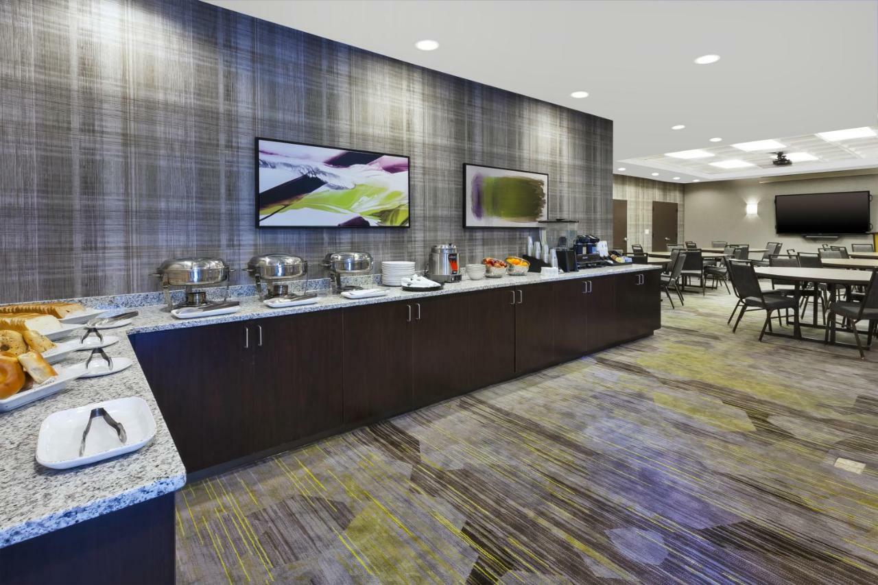 Courtyard By Marriott Secaucus Meadowlands Hotel Bagian luar foto